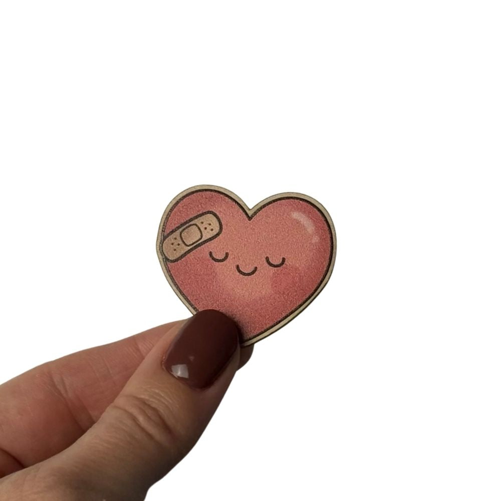 Healing Heart - Holz Pin